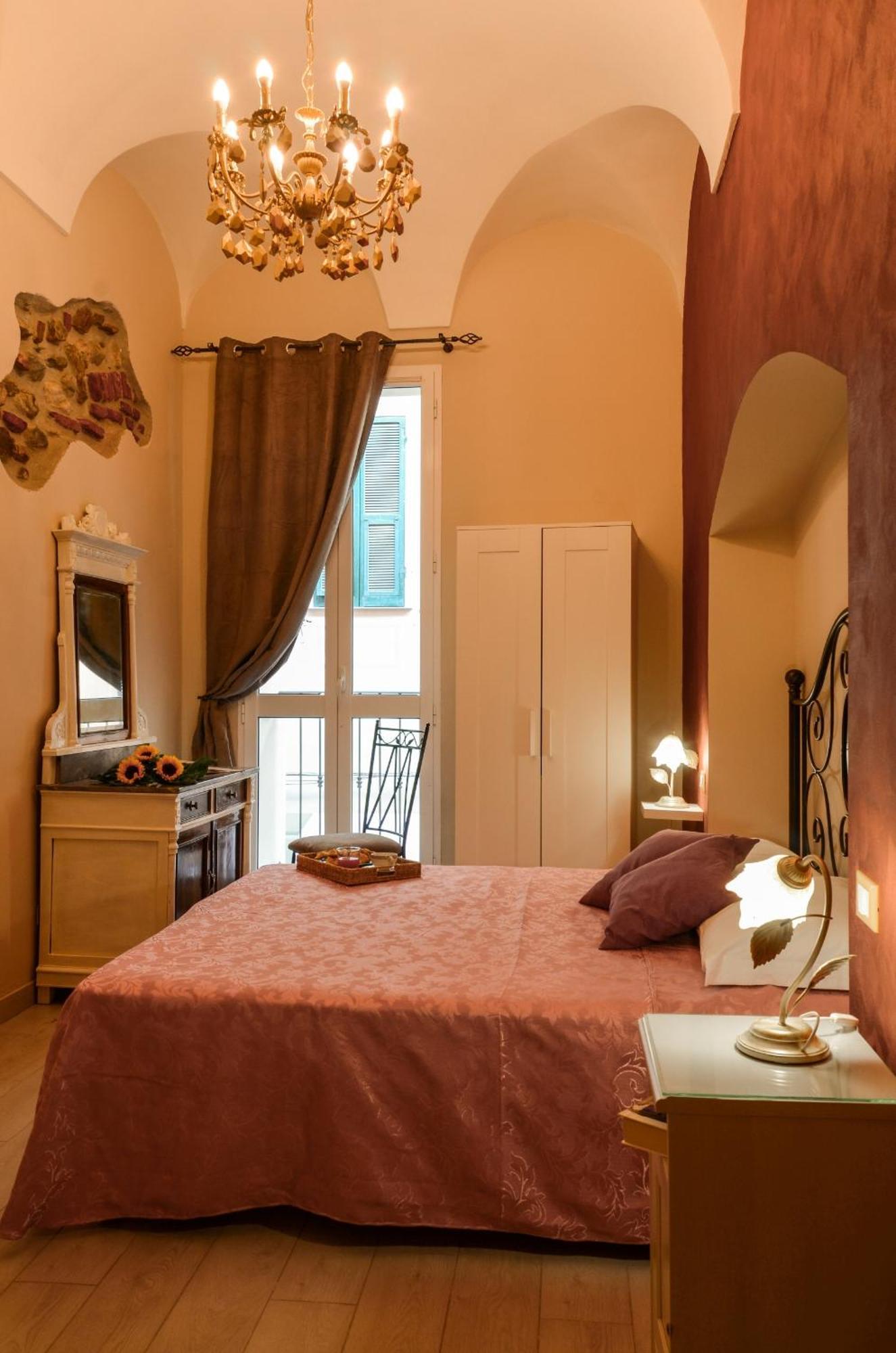 Casa Scola Loano Hotel Buitenkant foto